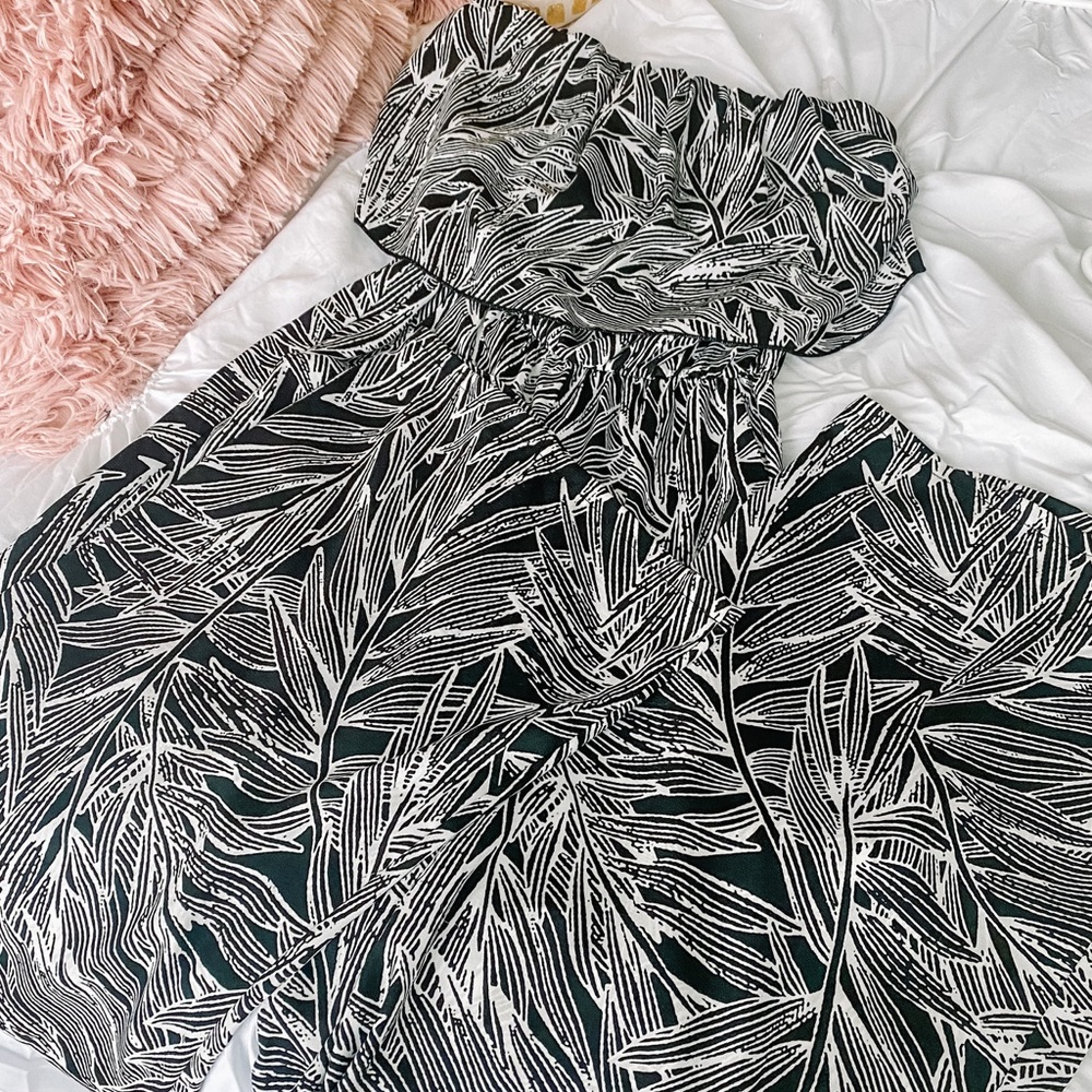 TYCHE Black & White Pattern Jumpsuit Size M